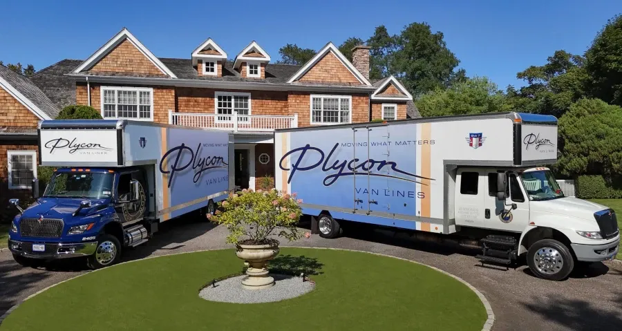 plycon transportation group, the truck with boxes